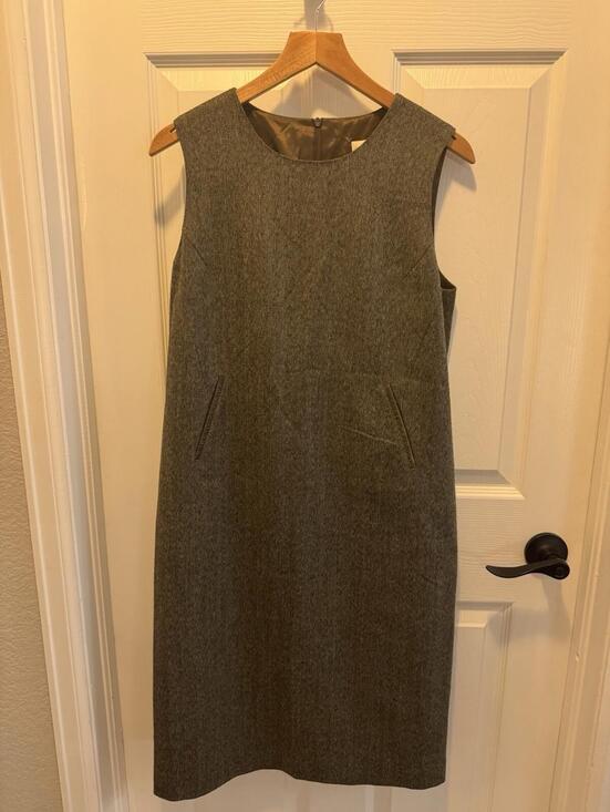 Harve Benard Dresses & Skirts - Vtg Harve Bernard Size 8 Jumper Dress  Brown Plaid Tweed 100% Wool‎ Cottagecore